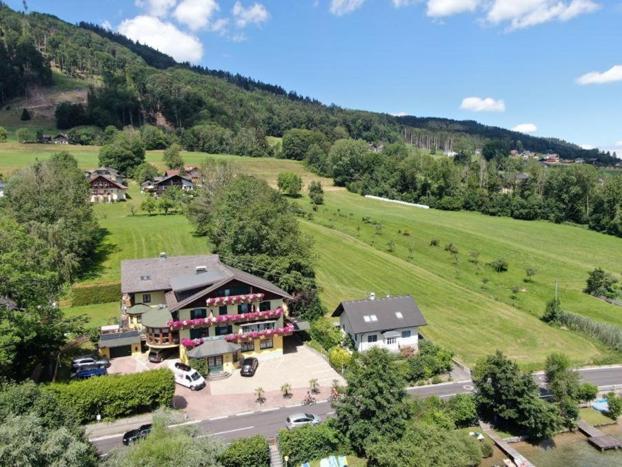Seepension Neubacher Kg Nussdorf am Attersee Bagian luar foto